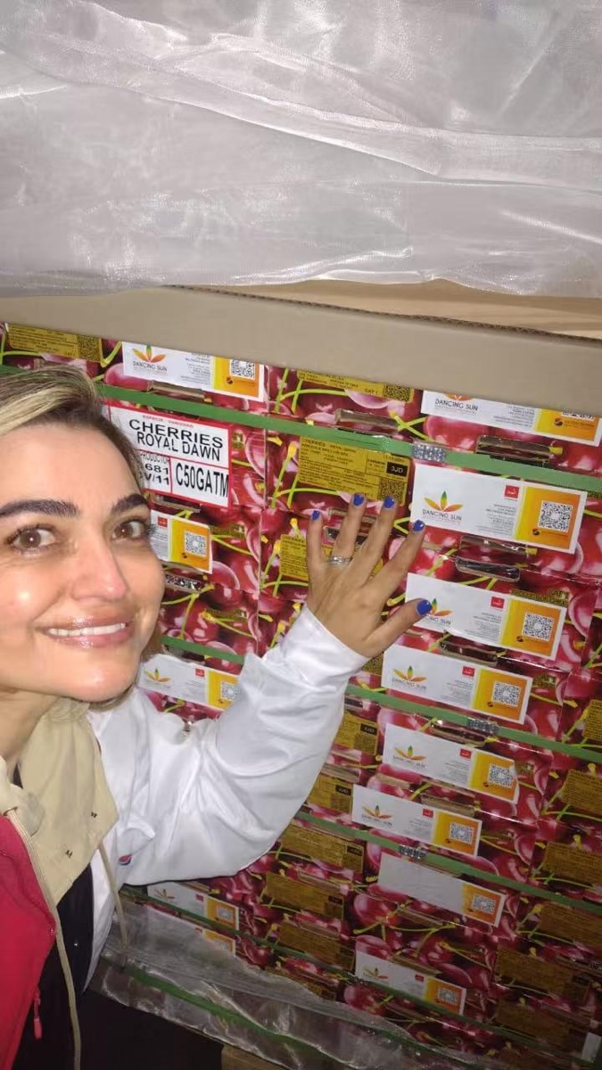 Dancing Sun cherry pallets for China